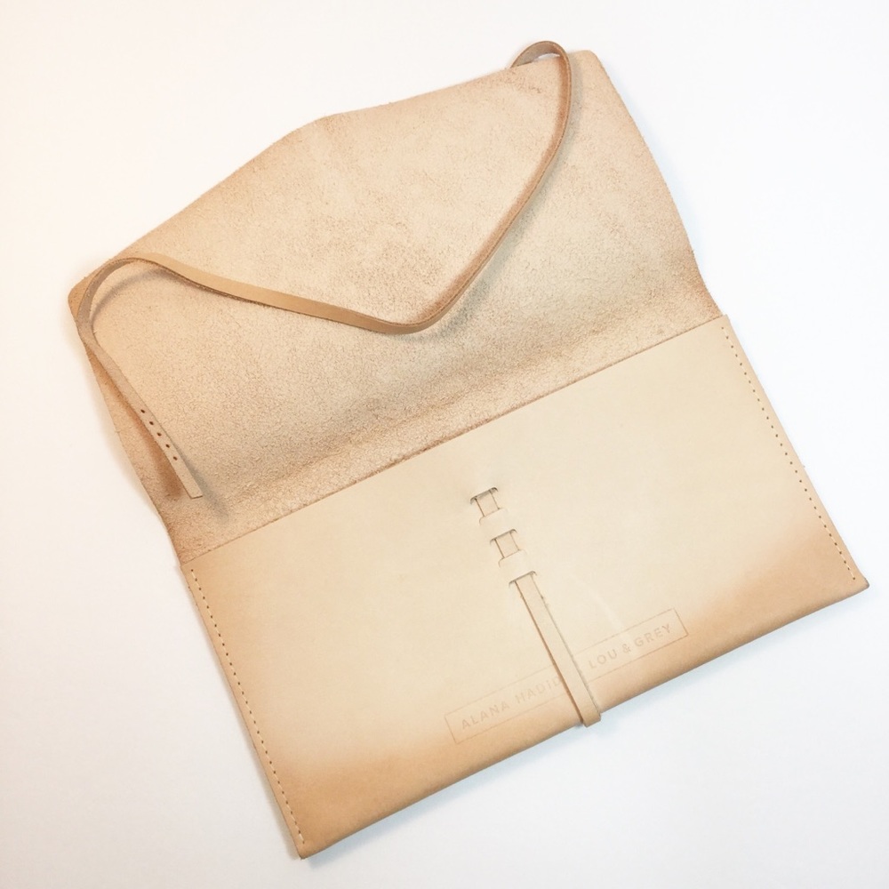 Alana Hadid X Lou & Grey Leather Clutch - Picture 2 of 8